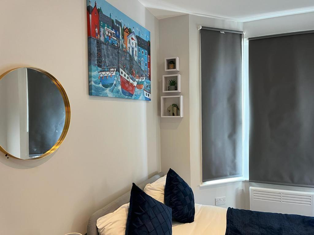 Southall Suites By Gh Stays Eksteriør bilde