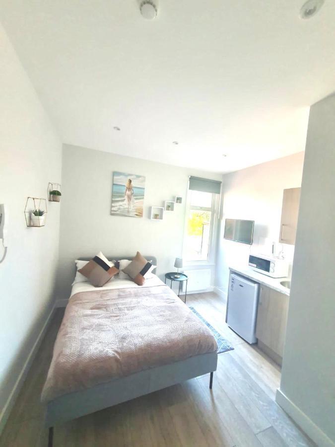 Southall Suites By Gh Stays Eksteriør bilde